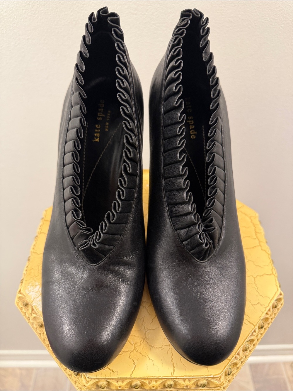 kate spade Black Ruffle-Trim Leather Pumps